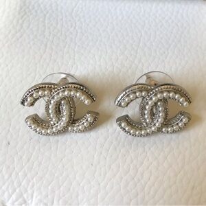 CHANEL Silver and Pearl Logo Earrings